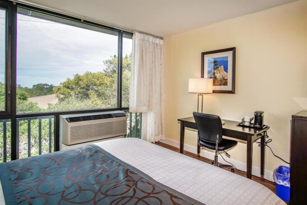 Red Lion Hotel Monterey Main image